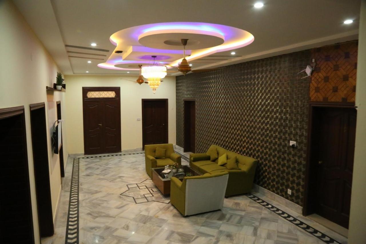 Hotel Pak Continental Multan Exterior foto